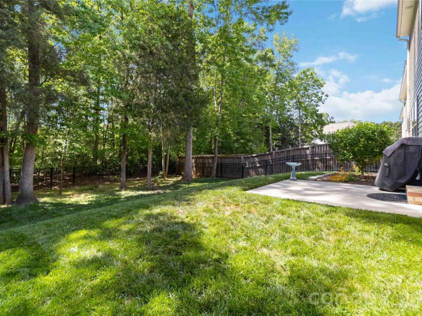 622 Oldham Lane, Rock Hill, SC 29732.  MLS# CAR4370824, YatesRealty ID 15206. 