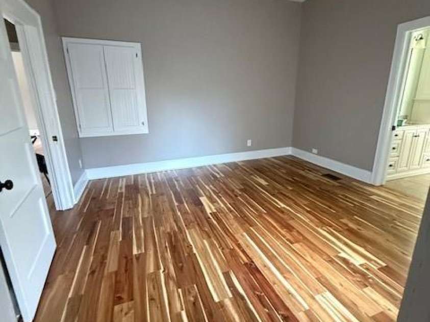 705 3rd Avenue, Hickory, NC 28601.  MLS# CAR4243431, YatesRealty ID 15209. 