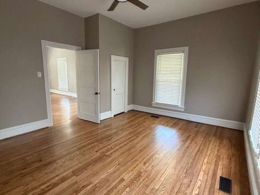 705 3rd Avenue, Hickory, NC 28601.  MLS# CAR4243431, YatesRealty ID 15209. 