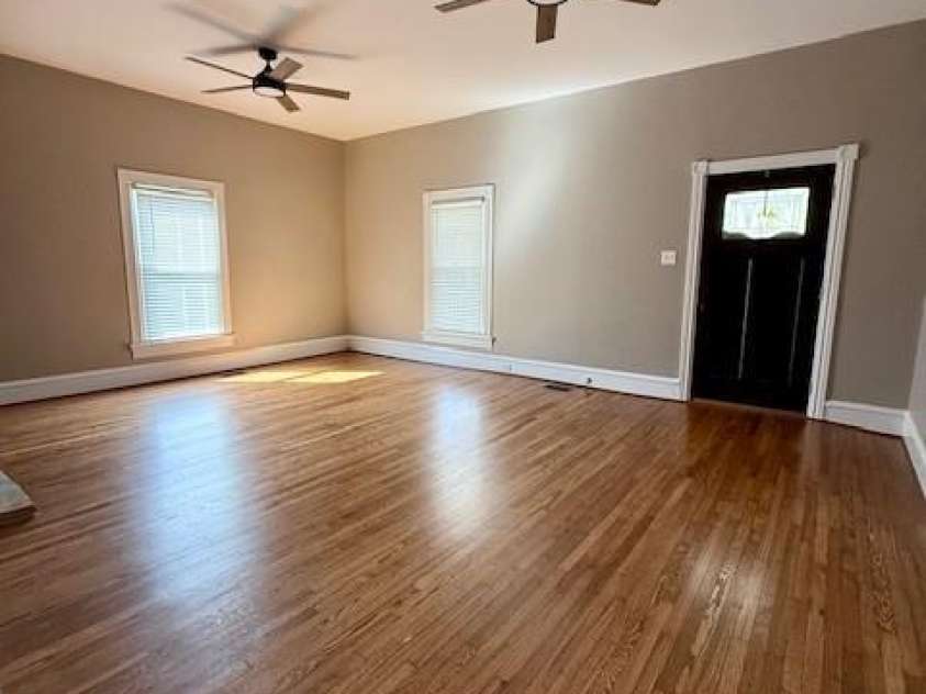 705 3rd Avenue, Hickory, NC 28601.  MLS# CAR4243431, YatesRealty ID 15209. 