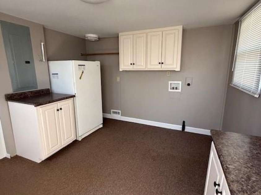 705 3rd Avenue, Hickory, NC 28601.  MLS# CAR4243431, YatesRealty ID 15209. 