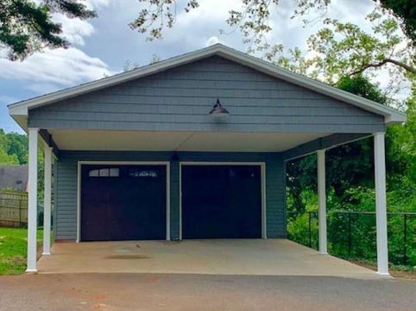 705 3rd Avenue, Hickory, NC 28601.  MLS# CAR4243431, YatesRealty ID 15209. 