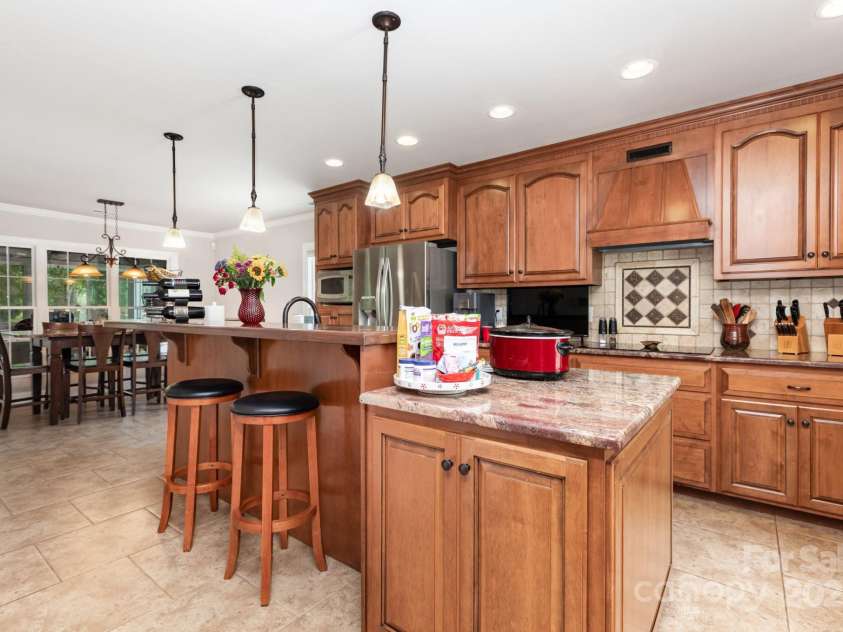 3351 Beulah Church Road, Matthews, NC 28104.  MLS# CAR4303800, YatesRealty ID 1521. 