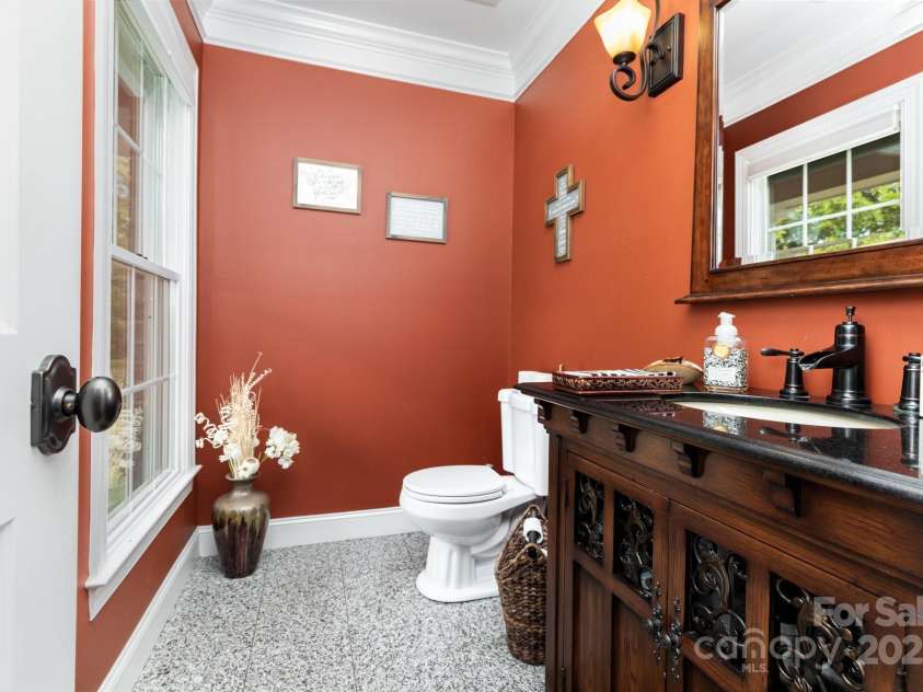 3351 Beulah Church Road, Matthews, NC 28104.  MLS# CAR4303800, YatesRealty ID 1521. 