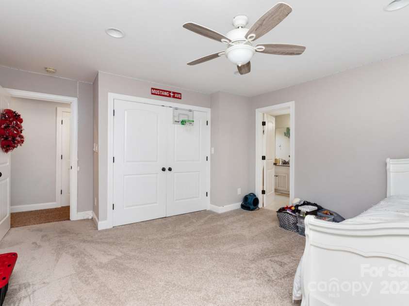 3351 Beulah Church Road, Matthews, NC 28104.  MLS# CAR4303800, YatesRealty ID 1521. 