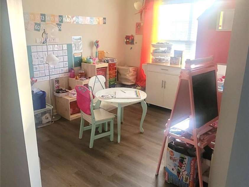 6237 Shelley Avenue, Charlotte, NC 28269.  MLS# CAR4224601, YatesRealty ID 1521. 