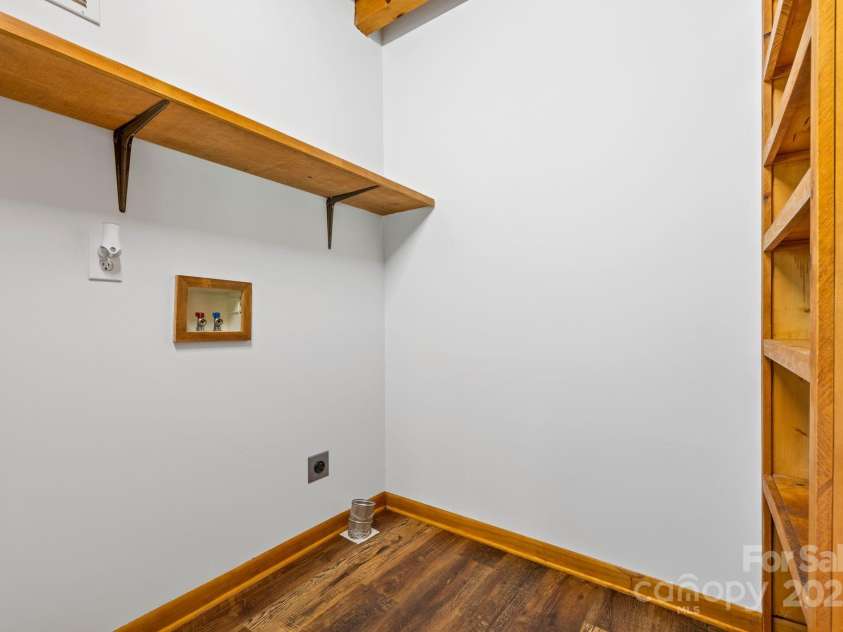 11227 Cool Springs Road, Cleveland, NC 27013.  MLS# CAR4257967, YatesRealty ID 15210. Walk In Closet in Upstairs Bath