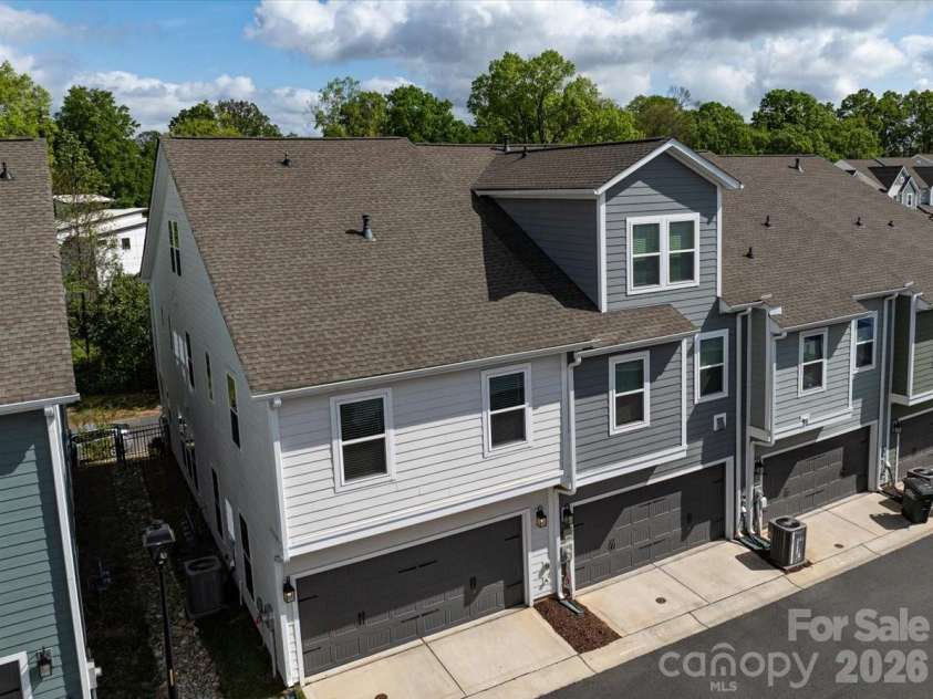 1136 Drummond Avenue, Charlotte, NC 28205.  MLS# CAR4358090, YatesRealty ID 15210. 2-car side by side garage