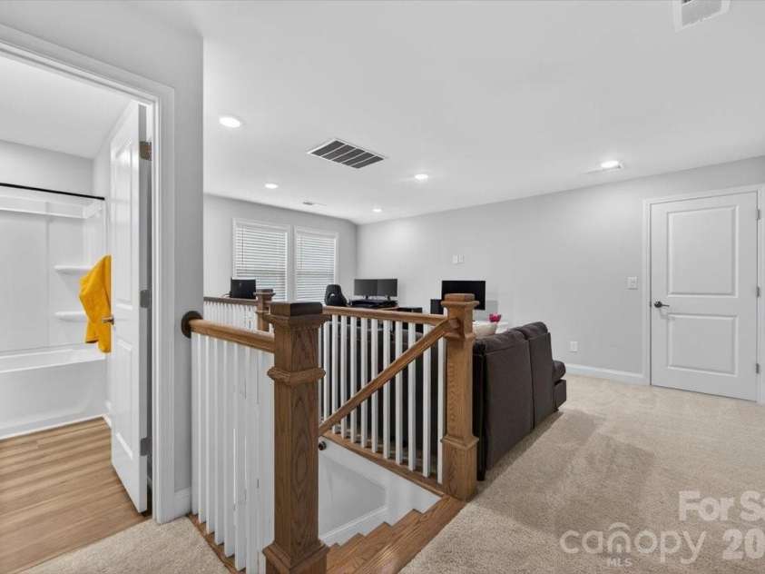 1136 Drummond Avenue, Charlotte, NC 28205.  MLS# CAR4358090, YatesRealty ID 15210. 