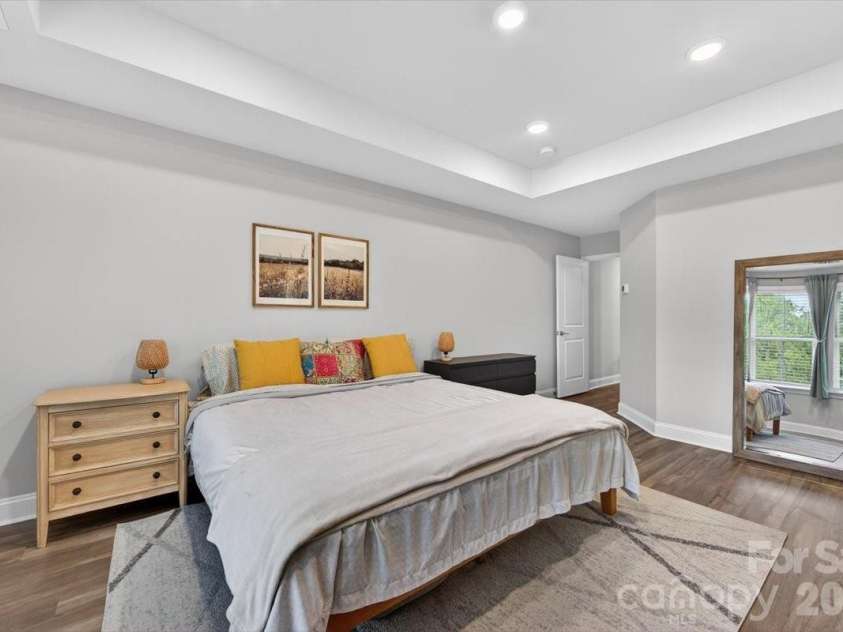 1136 Drummond Avenue, Charlotte, NC 28205.  MLS# CAR4358090, YatesRealty ID 15210. Primary suite