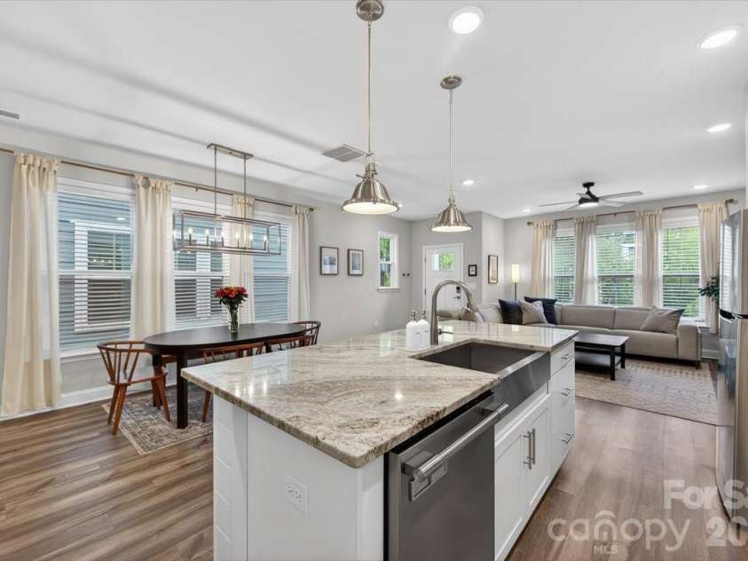 1136 Drummond Avenue, Charlotte, NC 28205.  MLS# CAR4358090, YatesRealty ID 15210. So many windows!
