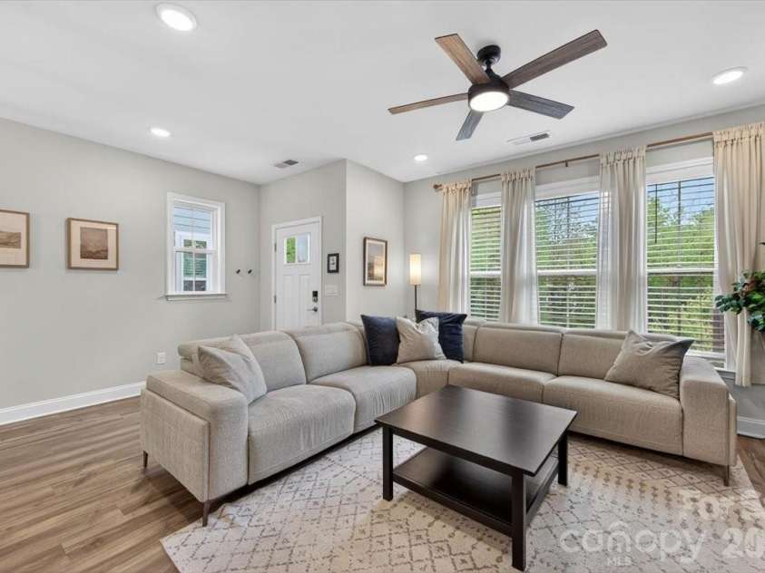 1136 Drummond Avenue, Charlotte, NC 28205.  MLS# CAR4358090, YatesRealty ID 15210. So much natural light from the extra END UNIT windows