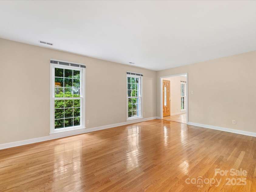 8201 Lansford Road, Charlotte, NC 28277.  MLS# CAR4261178, YatesRealty ID 15211. 