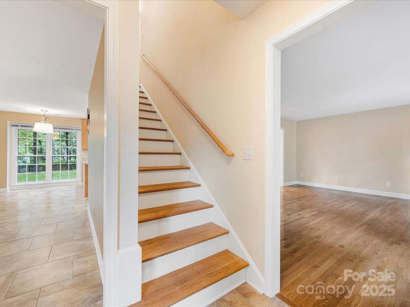 8201 Lansford Road, Charlotte, NC 28277.  MLS# CAR4261178, YatesRealty ID 15211. 