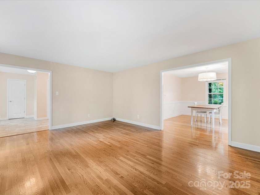 8201 Lansford Road, Charlotte, NC 28277.  MLS# CAR4261178, YatesRealty ID 15211. Formal Living Room and Dining Rm