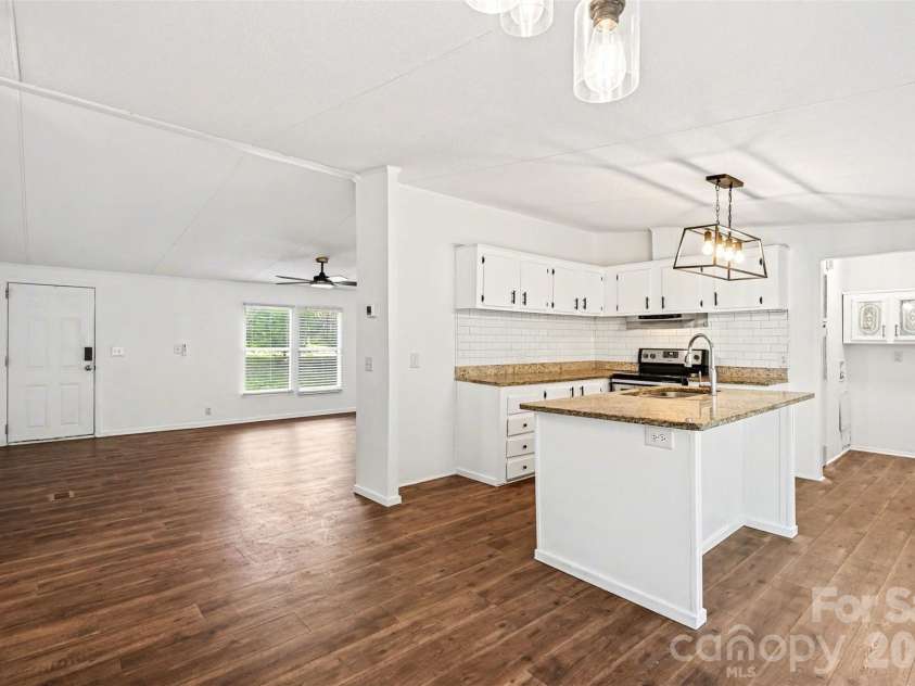 942 Stones Throw Drive, Concord, NC 28025.  MLS# CAR4364732, YatesRealty ID 15211. 