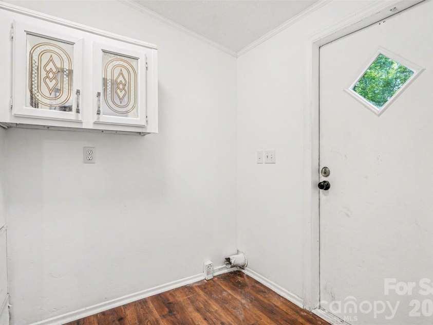 942 Stones Throw Drive, Concord, NC 28025.  MLS# CAR4364732, YatesRealty ID 15211. 