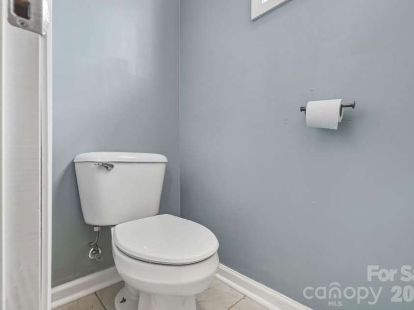 4 Carter Hill Drive, Leicester, NC 28748.  MLS# CAR4342049, YatesRealty ID 15212. 