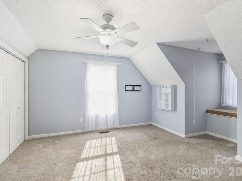 4 Carter Hill Drive, Leicester, NC 28748.  MLS# CAR4342049, YatesRealty ID 15212. 