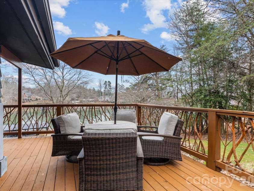111 Theron Place, Troutman, NC 28166.  MLS# CAR4344743, YatesRealty ID 15213. 