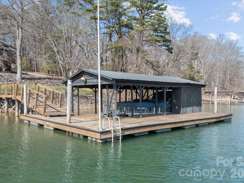 111 Theron Place, Troutman, NC 28166.  MLS# CAR4344743, YatesRealty ID 15213. 
