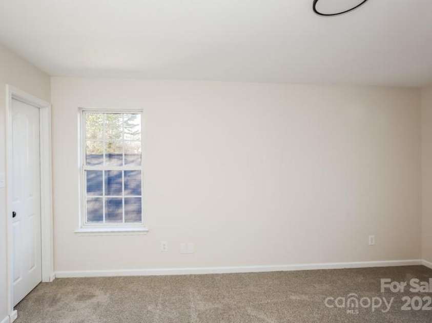 2868 Oasis Lane, Charlotte, NC 28214.  MLS# CAR4231516, YatesRealty ID 15213. Bedroom #3
