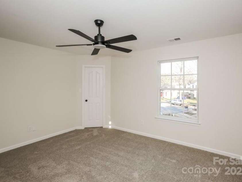2868 Oasis Lane, Charlotte, NC 28214.  MLS# CAR4231516, YatesRealty ID 15213. Primary Bedroom