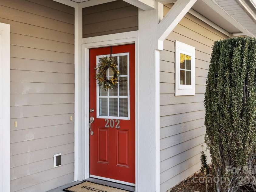 123 Foxden Drive, Fletcher, NC 28732.  MLS# CAR4209767, YatesRealty ID 15214. 123 Foxden Drive #202