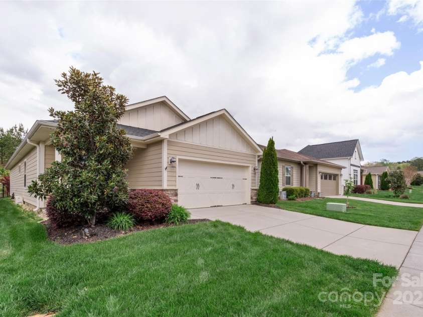 4991 Looking Glass Trail, Denver, NC 28037.  MLS# CAR4248258, YatesRealty ID 15216. 