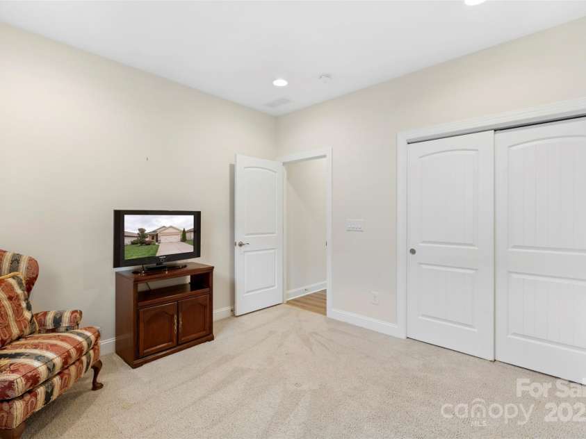 4991 Looking Glass Trail, Denver, NC 28037.  MLS# CAR4248258, YatesRealty ID 15216. 