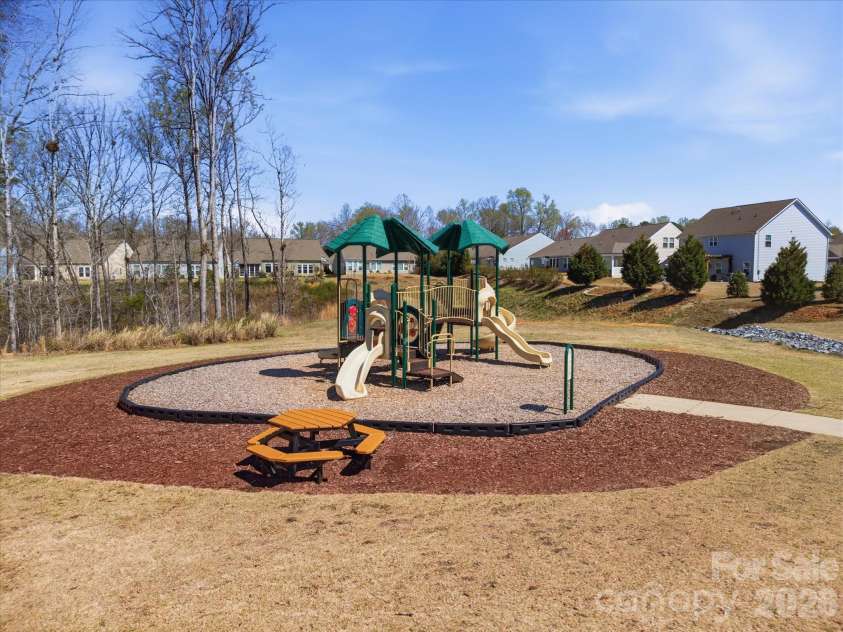 5038 Moselle Avenue, Fort Mill, SC 29707.  MLS# CAR4364947, YatesRealty ID 15216. 