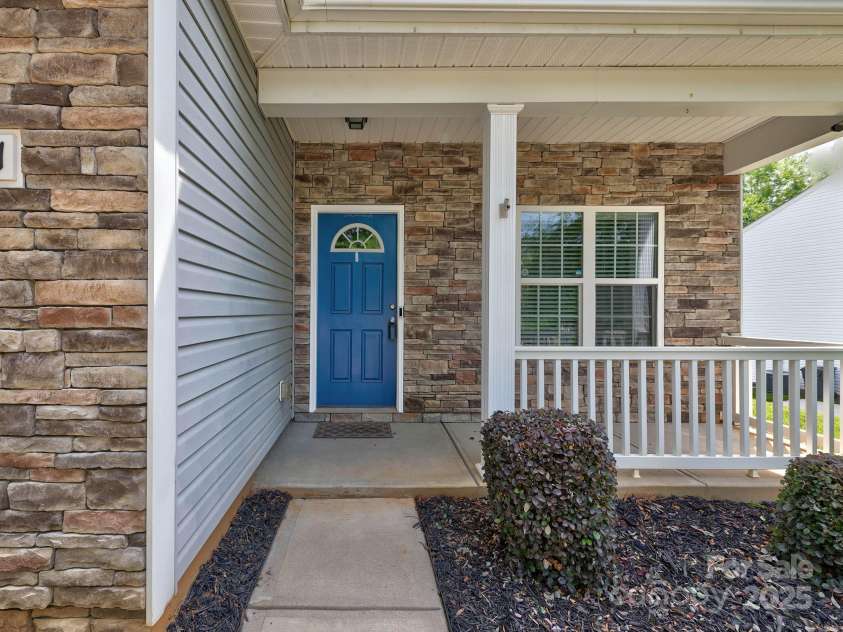 6541 Hasley Woods Drive, Huntersville, NC 28078.  MLS# CAR4254579, YatesRealty ID 15217. 