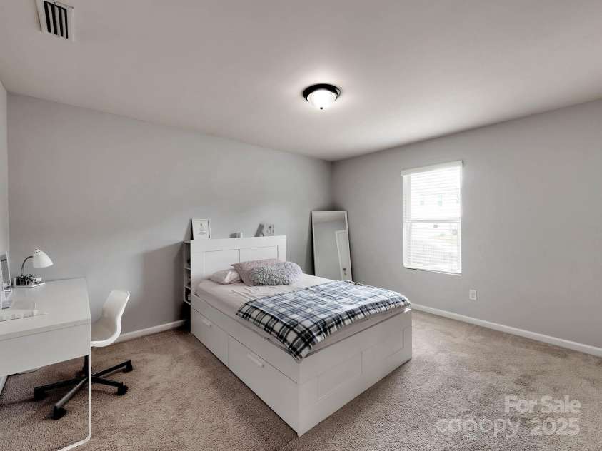 6541 Hasley Woods Drive, Huntersville, NC 28078.  MLS# CAR4254579, YatesRealty ID 15217. 