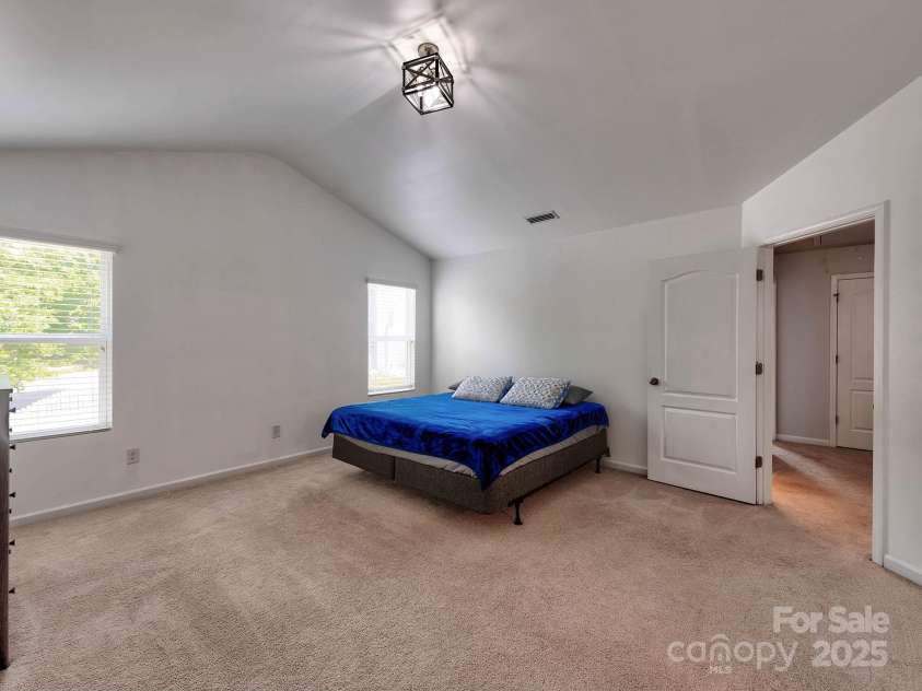 6541 Hasley Woods Drive, Huntersville, NC 28078.  MLS# CAR4254579, YatesRealty ID 15217. 