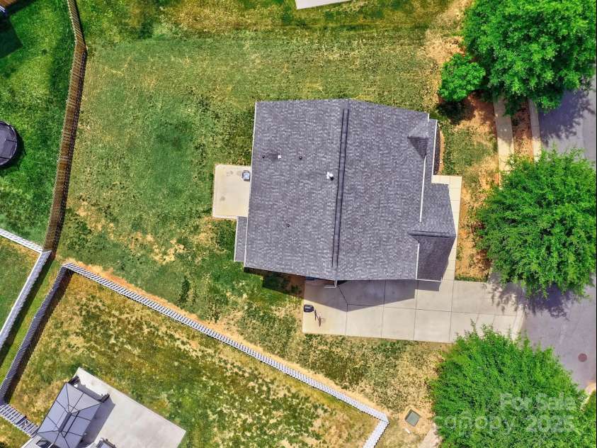 6541 Hasley Woods Drive, Huntersville, NC 28078.  MLS# CAR4254579, YatesRealty ID 15217. 