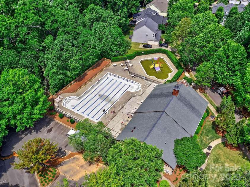 6541 Hasley Woods Drive, Huntersville, NC 28078.  MLS# CAR4254579, YatesRealty ID 15217. 