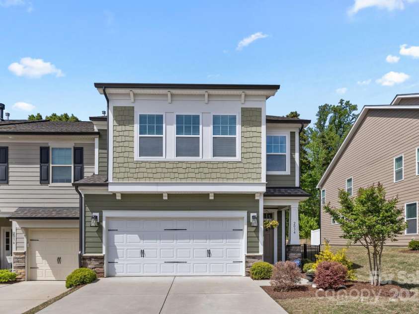 2034 Suttonview Road, Fort Mill, SC 29708.  MLS# CAR4250461, YatesRealty ID 15218. 