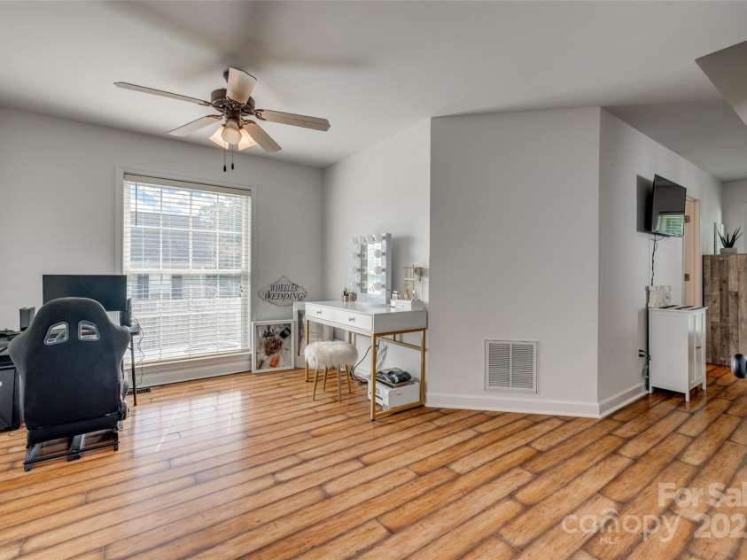 1140 Landsdown Drive, Salisbury, NC 28147.  MLS# CAR4256718, YatesRealty ID 15219. 
