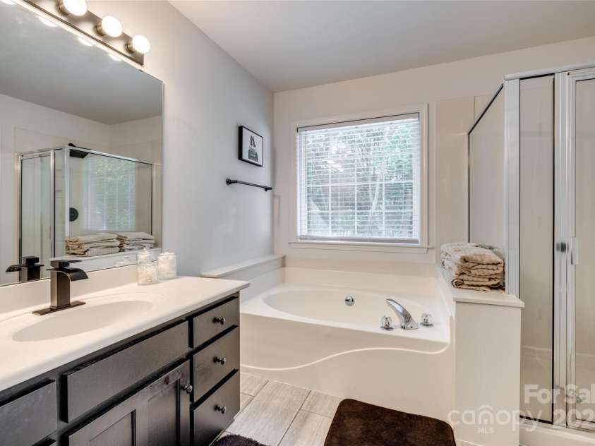1140 Landsdown Drive, Salisbury, NC 28147.  MLS# CAR4256718, YatesRealty ID 15219. 