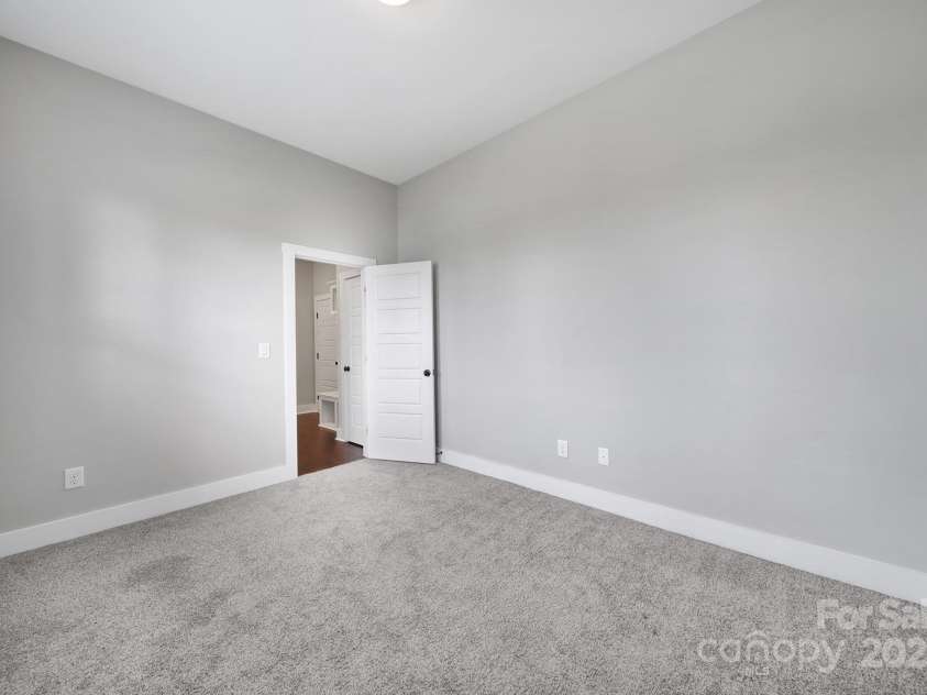 2025 Masons Bend Drive, Fort Mill, SC 29708.  MLS# CAR4255223, YatesRealty ID 15220. 