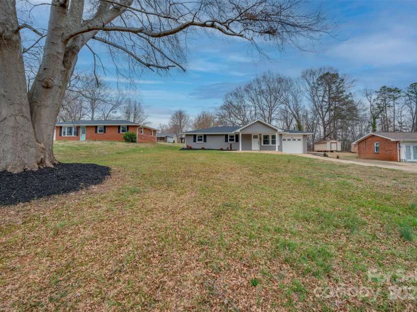 411 Old Caroleen Road, Forest City, NC 28043.  MLS# CAR4233313, YatesRealty ID 15222. 