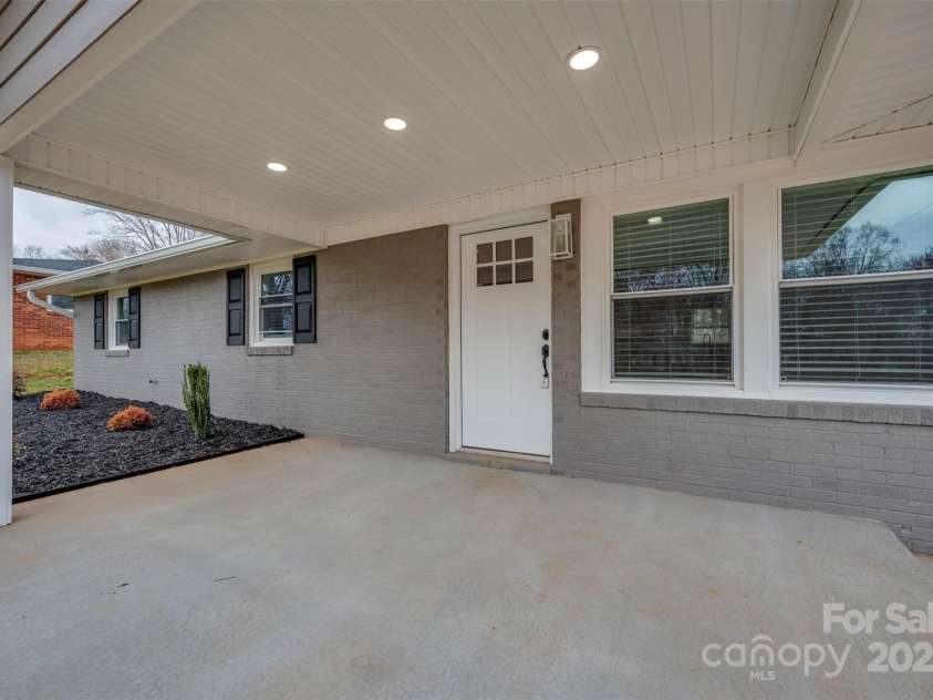 411 Old Caroleen Road, Forest City, NC 28043.  MLS# CAR4233313, YatesRealty ID 15222. 