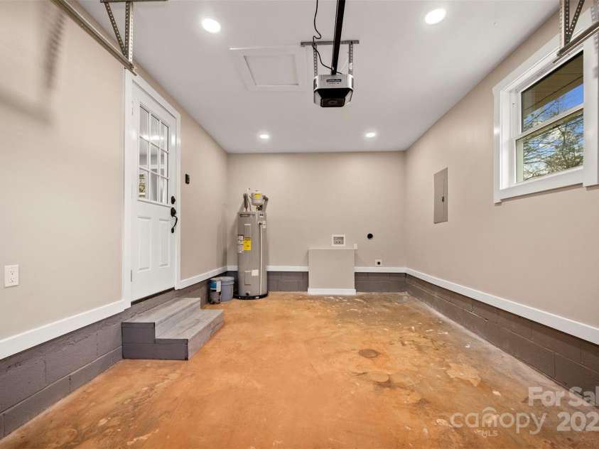 411 Old Caroleen Road, Forest City, NC 28043.  MLS# CAR4233313, YatesRealty ID 15222. 