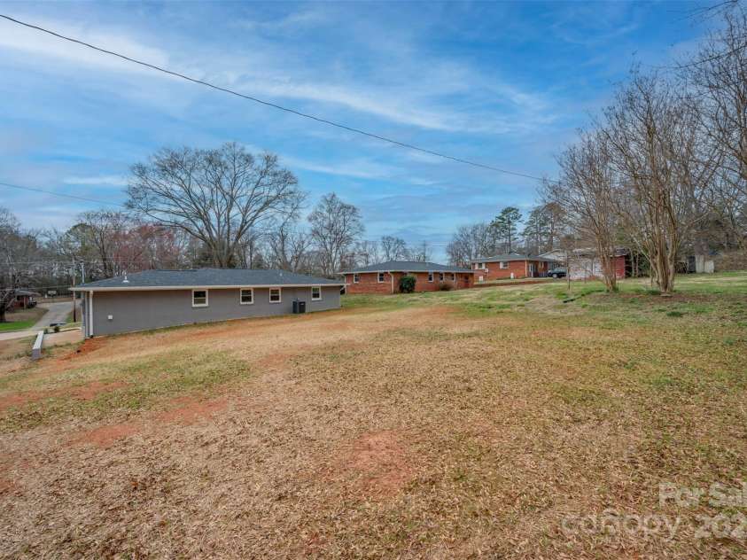411 Old Caroleen Road, Forest City, NC 28043.  MLS# CAR4233313, YatesRealty ID 15222. 