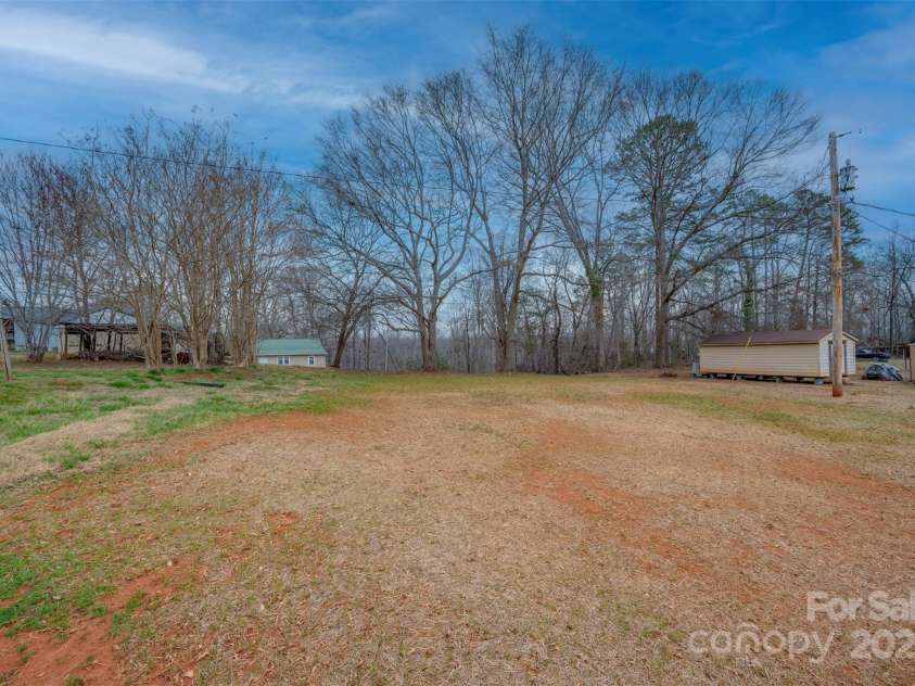 411 Old Caroleen Road, Forest City, NC 28043.  MLS# CAR4233313, YatesRealty ID 15222. 