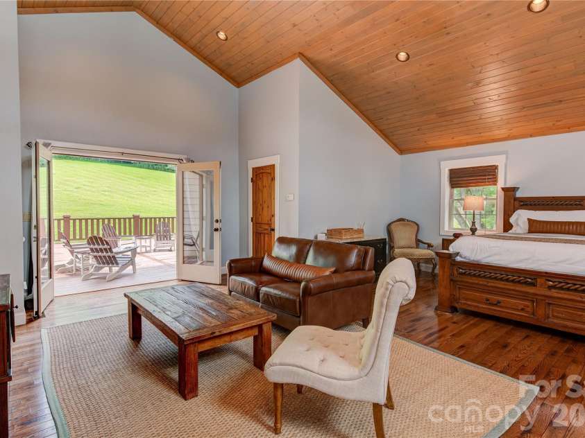 97 Circle E Ranch Road, Burnsville, NC 28714.  MLS# CAR4358354, YatesRealty ID 15222. 