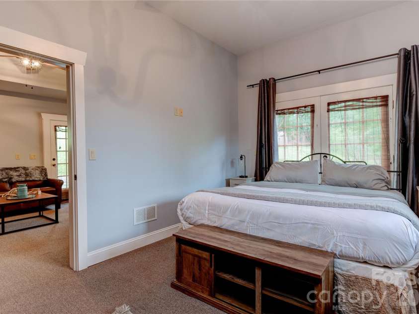 97 Circle E Ranch Road, Burnsville, NC 28714.  MLS# CAR4358354, YatesRealty ID 15222. 