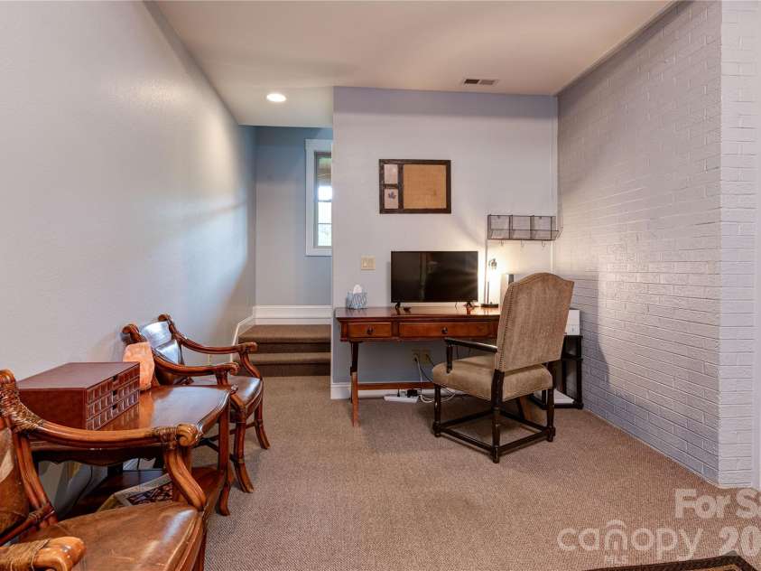 97 Circle E Ranch Road, Burnsville, NC 28714.  MLS# CAR4358354, YatesRealty ID 15222. Office/Bonus Room