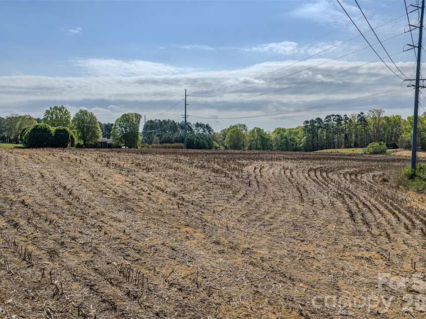 17643 Efird Road, Albemarle, NC 28001.  MLS# CAR4368901, YatesRealty ID 15223. 