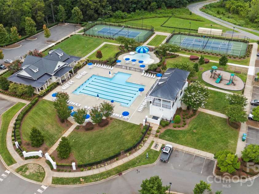 5050 Havencrest Drive, Fort Mill, SC 29715.  MLS# CAR4261068, YatesRealty ID 15224. 